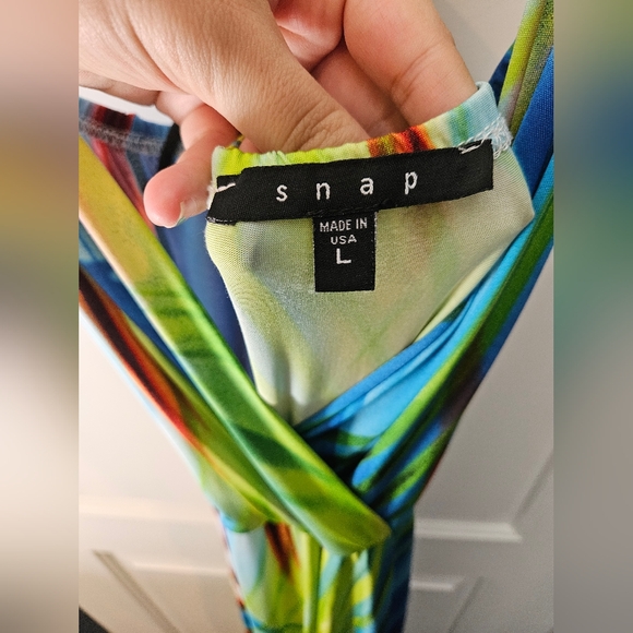 Tropical Colorful Maxi Dress - Picture 3 of 4